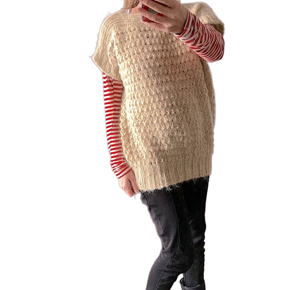 HANDMADE knitted top Beige cap sleeves waffle stitch - Picture 2 of 10